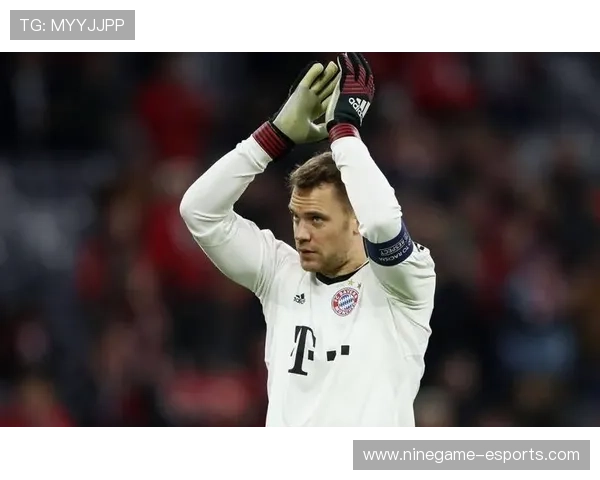 追溯足球历史第一位球星的传奇人生与辉煌成就